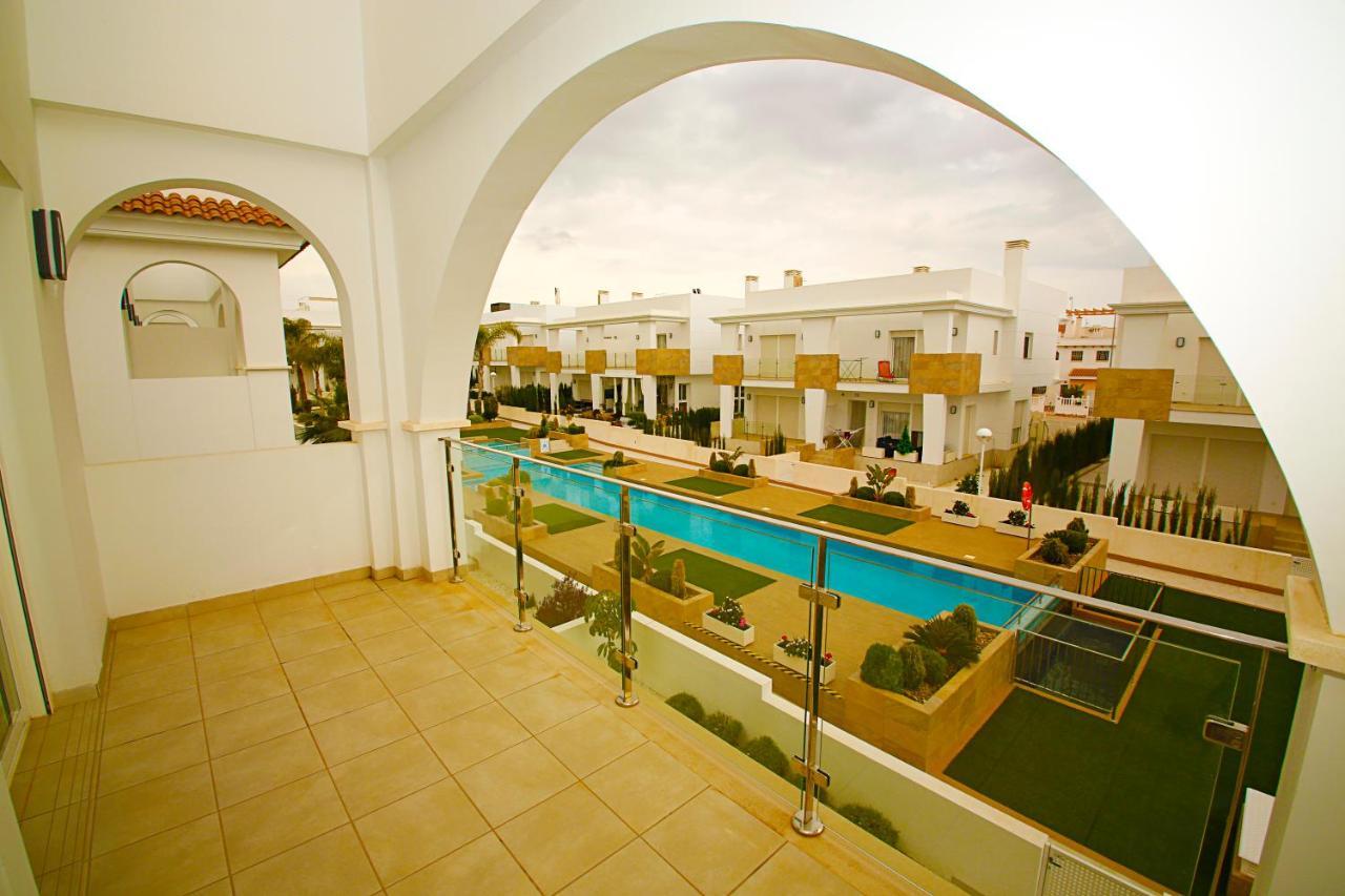Luxury Bungalow Allegra 43 With Ac And Pool 克萨达城 外观 照片
